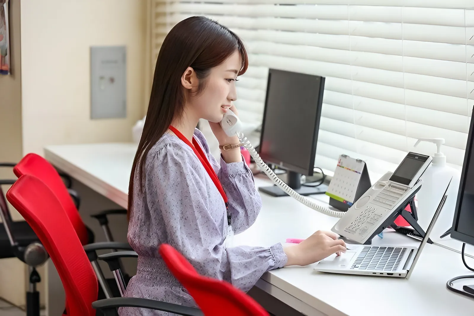 SDJS-207 A working day of Tsukino Saito
