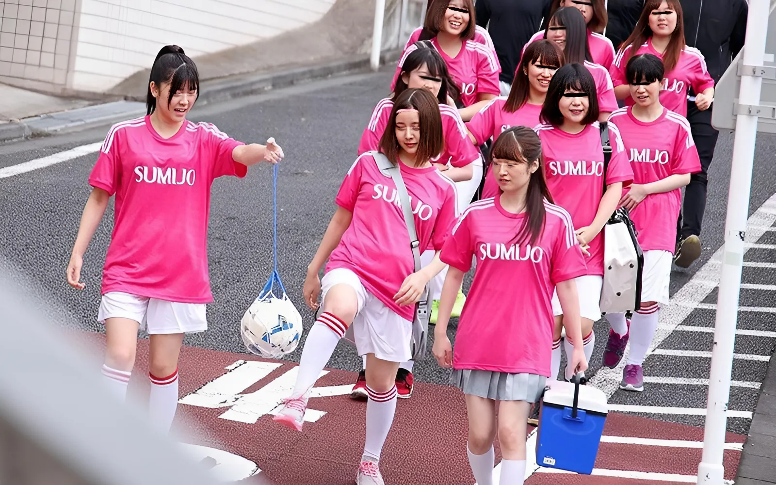NHDTB-766 Rape of girls on school soccer team