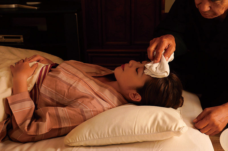 The father-in-law helped his son take care of his sick daughter-in-law.