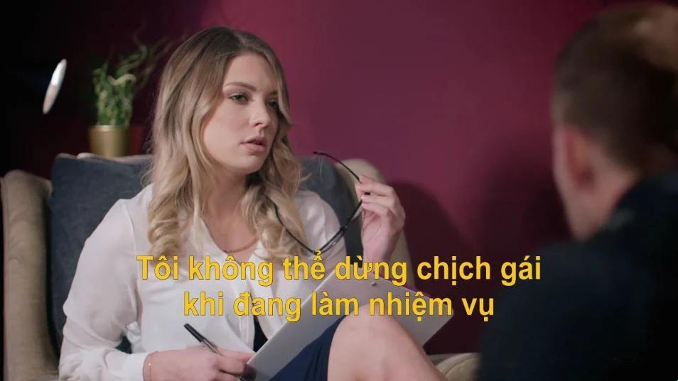 Officer goes for psychological counseling, meets horny female doctor